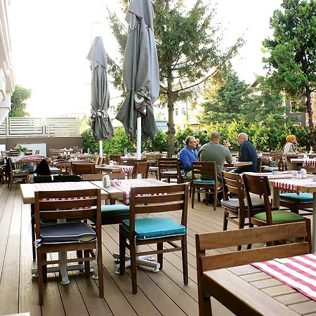 Hotel Aspera Altunizade 4*