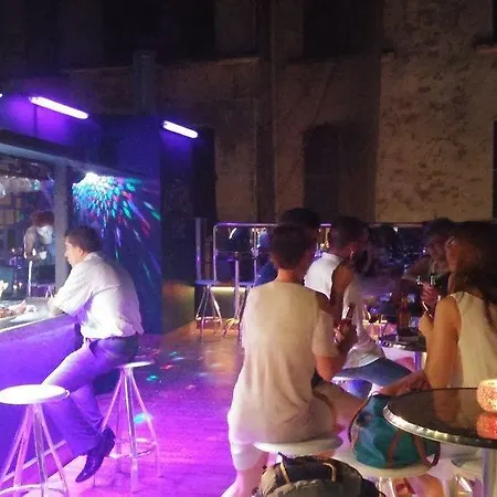 Oda ve Kahvaltı Corner Living Space
