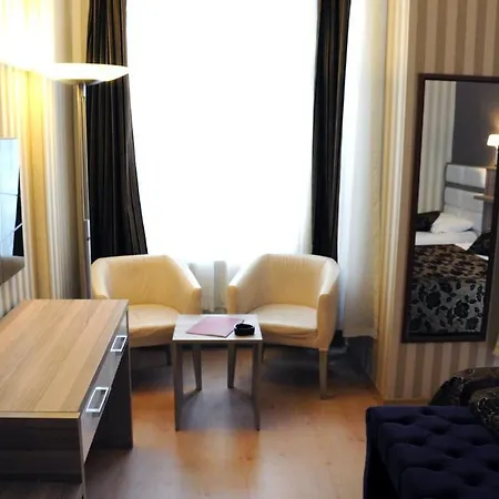 Nil Hotel 3*