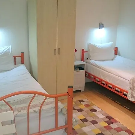 Hotel Finch *