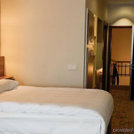Hotel Serene