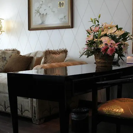 Adela Hotell 4*
