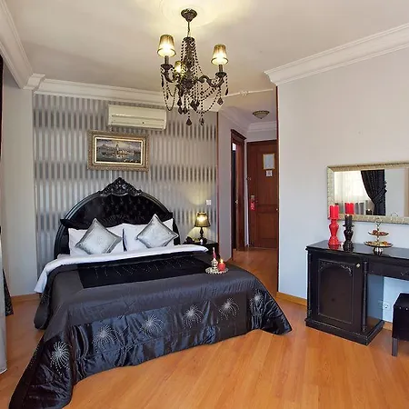 Ipek Palas 4*