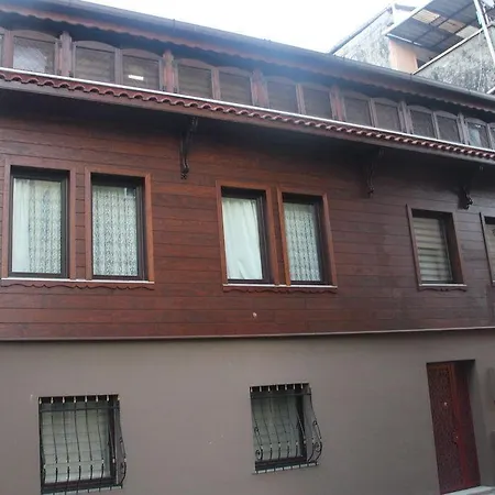 Nar Sultan Hotel 3*