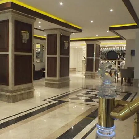 Grand Asiyan Отель 4*
