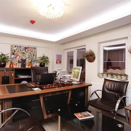 Taksim Istiklal Hotel 3*