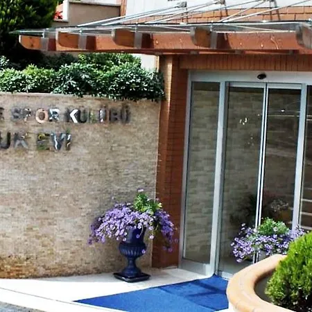 Fenerbahce Spor Kulubu Konukevi Pensionat 3*