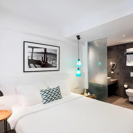 Alilass Hotel 3*