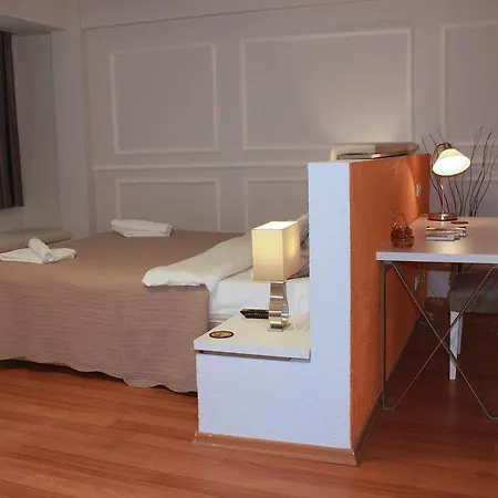 212 Apart Otel 4*