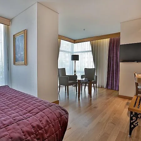 Queen & Hotel Istanbul