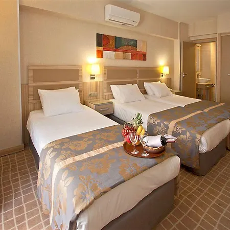Nanda Hotel 4*