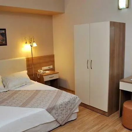 Otel Arsima