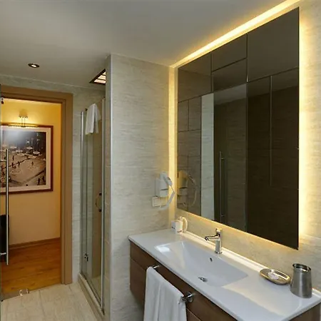 Collage Cihangir Apartahotel 3*