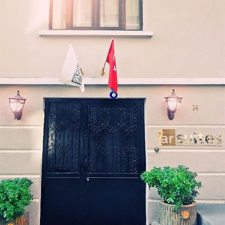 Ar * Istanbul