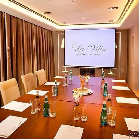 La Hotel 4*