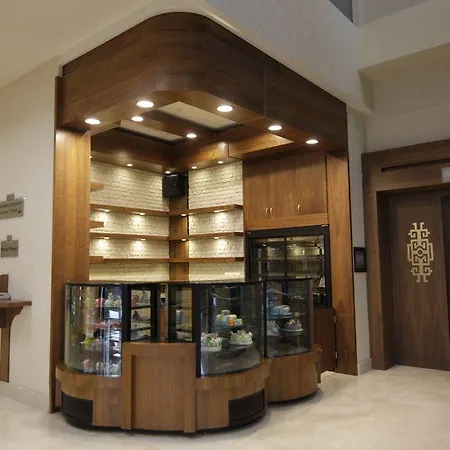 Doubletree By Hilton Atasehir & Conference Centre فندق 5*