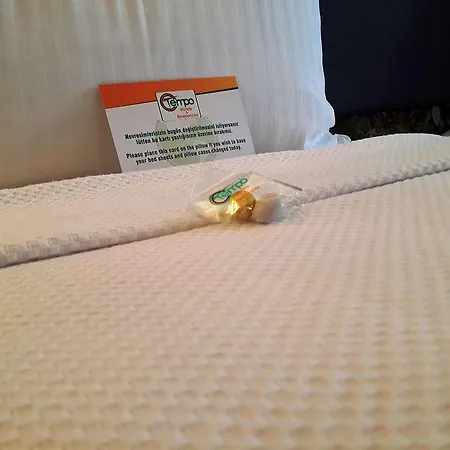 Tempo Airport Hotel