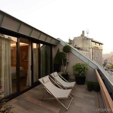 Отель 10 Karakoy 5*