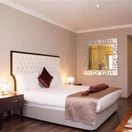 Hotel Crowne Plaza - Ortakoy Bosphorus By Ihg 5*