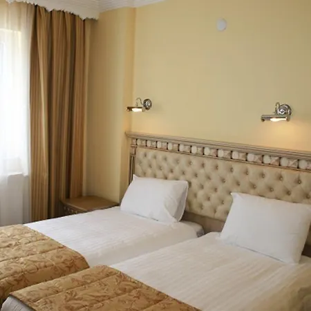 Отель Istanbul Holiday Hotel