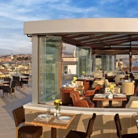 Hotel Pierre Loti Old City- Special Category 4*