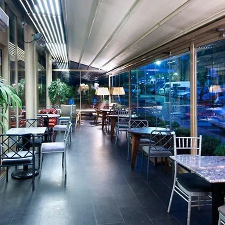 Otel The Cettia