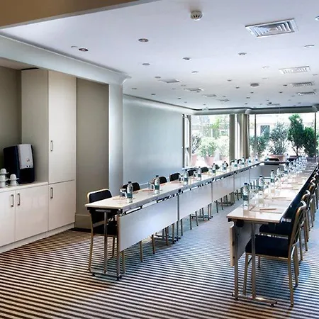 Otel The Cettia 4*