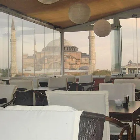 Hotel The