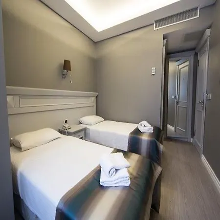 Hotel Mile Nisantasi 2*
