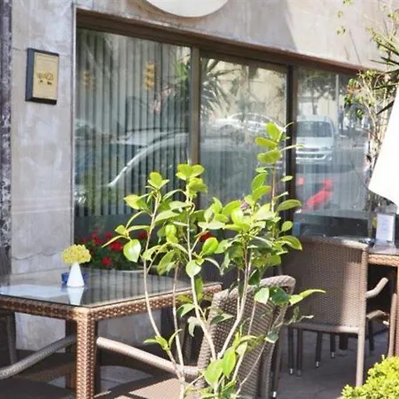 Otel Santa Pera