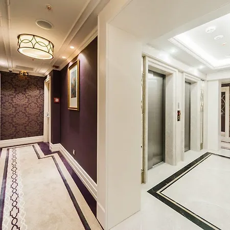 Hotel Arcade & Nisantasi 4*