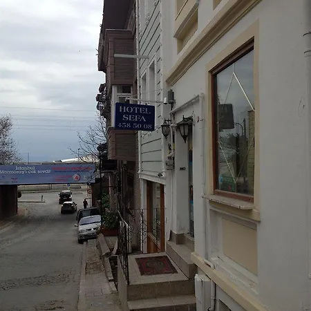 Hotel La Maison Bleue 3*