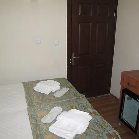 Hotel La Maison Bleue