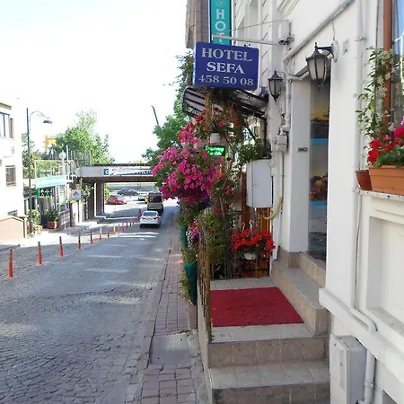 La Maison Bleue