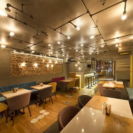 Szálloda Taksim Avenue 4*