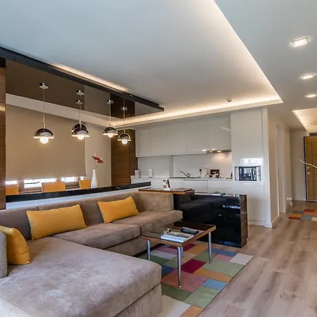 Apart Otel Aura