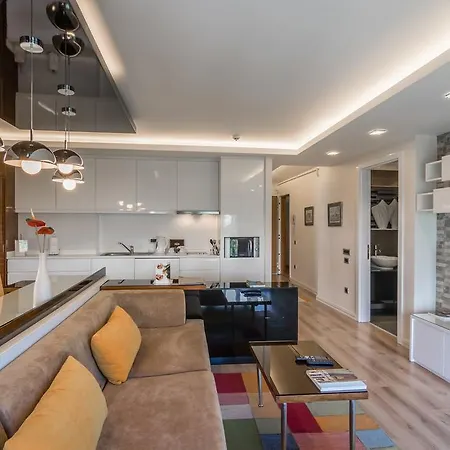Apart Otel Aura