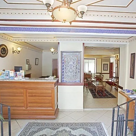 Hotel Hippodrome 3*