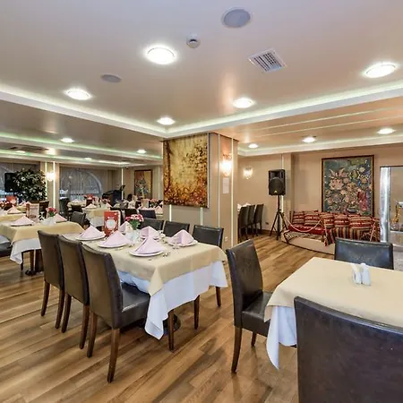 Ξενοδοχείο Zagreb 4*