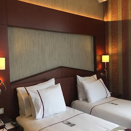 Hotel Taksim Gonen 4*