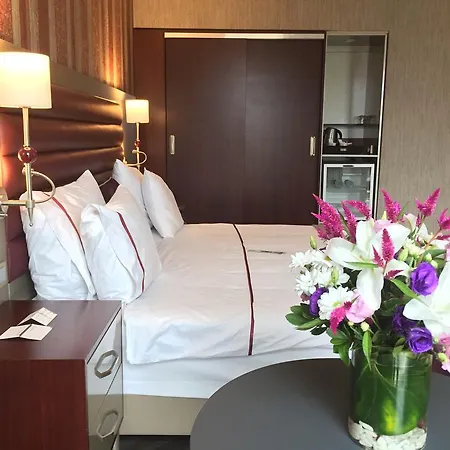 Hotel Taksim Gonen