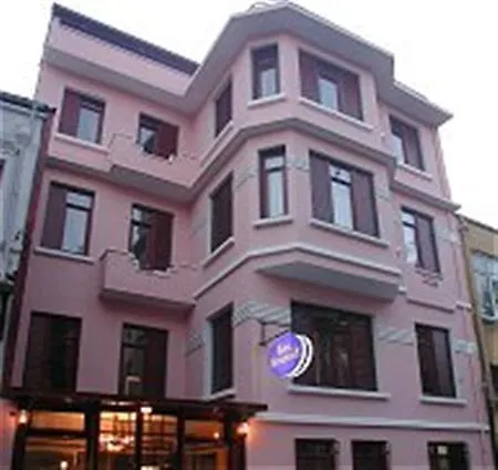Hotel Hippodrome 3*