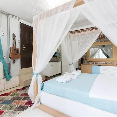 Taksim Apart Harbiye Apartment *