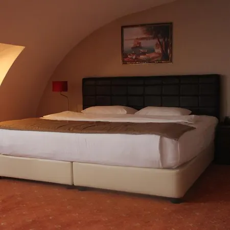 Sahil Hotel