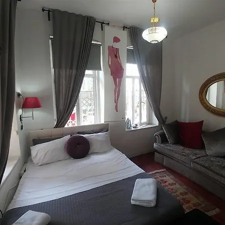 Taksim Apart Harbiye Apartment *