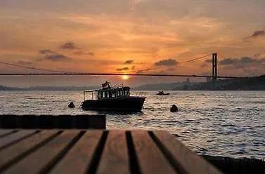 Sumahan - On The Water Отель