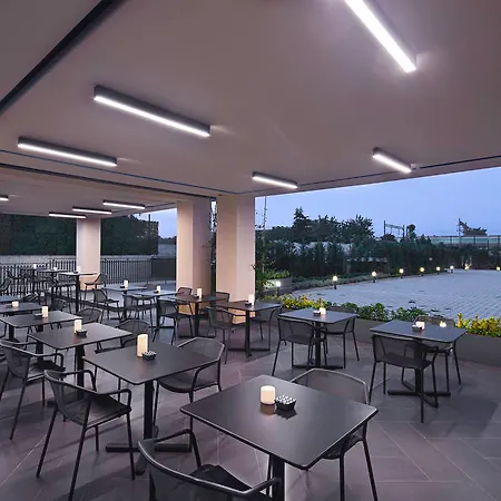 Hampton By Hilton Zeytinburnu Hotel