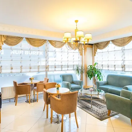 My Rose Hotel 2*