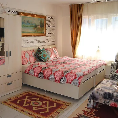 Falcon Apartment *
