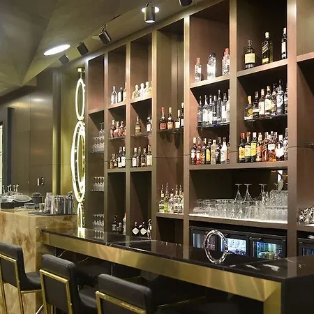 伊斯坦布尔克孜亚塔吉希尔顿酒店 酒店